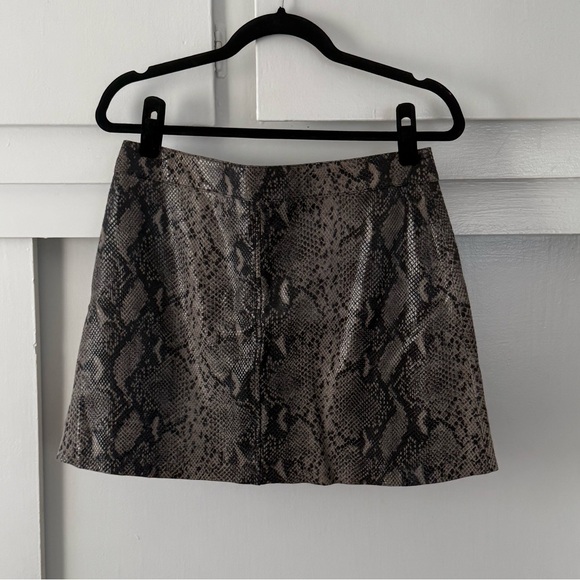 AllSaints Greige Lena Oba Leather Mini Skirt with Front Zip - Picture 2 of 3